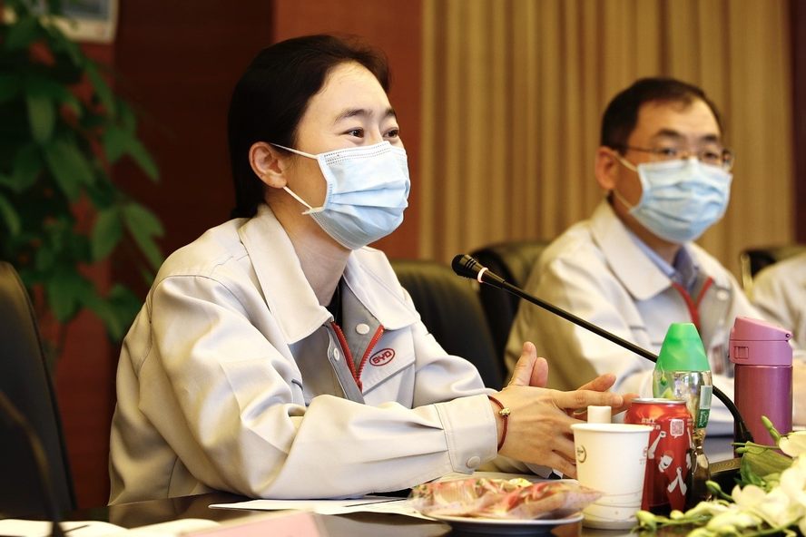 比亚迪建全球最大量产口罩工厂